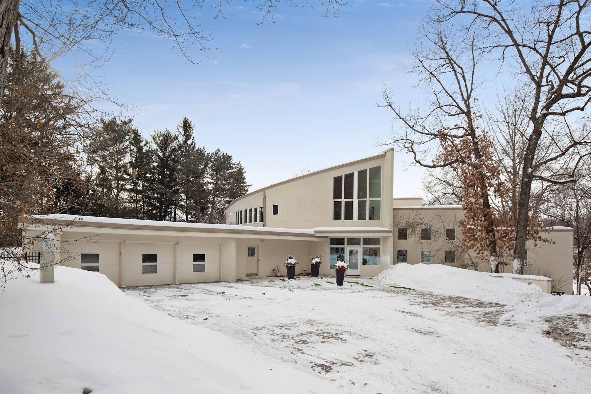 Homes for Sale in Indian Hills Neighborhood Edina Real Estate