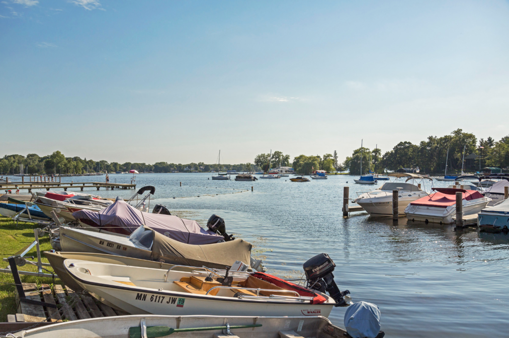 Lake Minnetonka Living